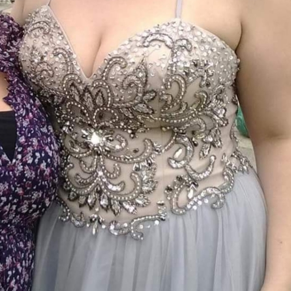 Prom Dress - Picture 3 of 3